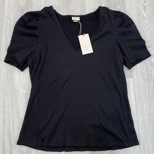 Black V-Neck Puff Sleeve Top